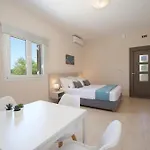 Apartment Alexandra's *